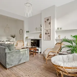 boho-chic-your-bohemian-home-in.brusselshotelsbook.com/